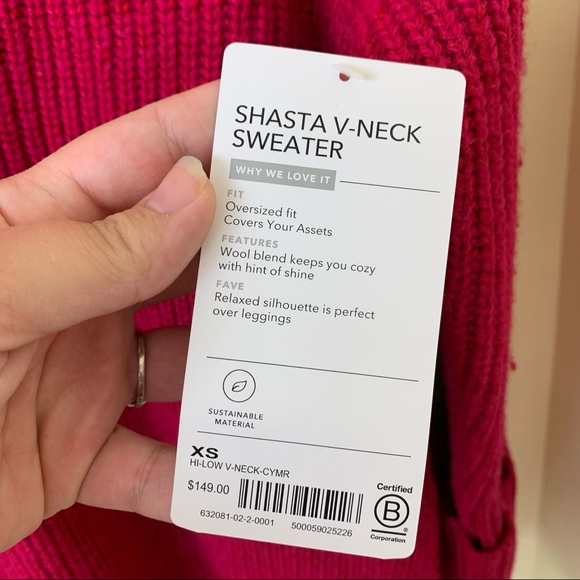 NWT Athleta Shasta V-Neck Oversized Chunky Knit Sweater in Bright Pink Size XS - Picture 8 of 14